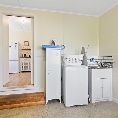 The Fishermans Cottage Lakes Entrance Exterior photo